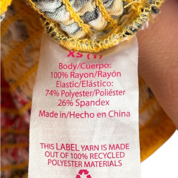 Yellow Floral Smocked Crop Tank Top – Y2K XS Style - Picture 7 of 7